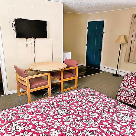 Love Hotels Timberline By Oyo Lake Superior Ironwood Exterior foto